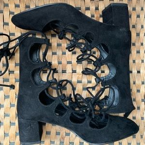 Zara Suede Lace-up Pumps